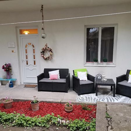 Malomszeg Apartman Pecs Luaran gambar