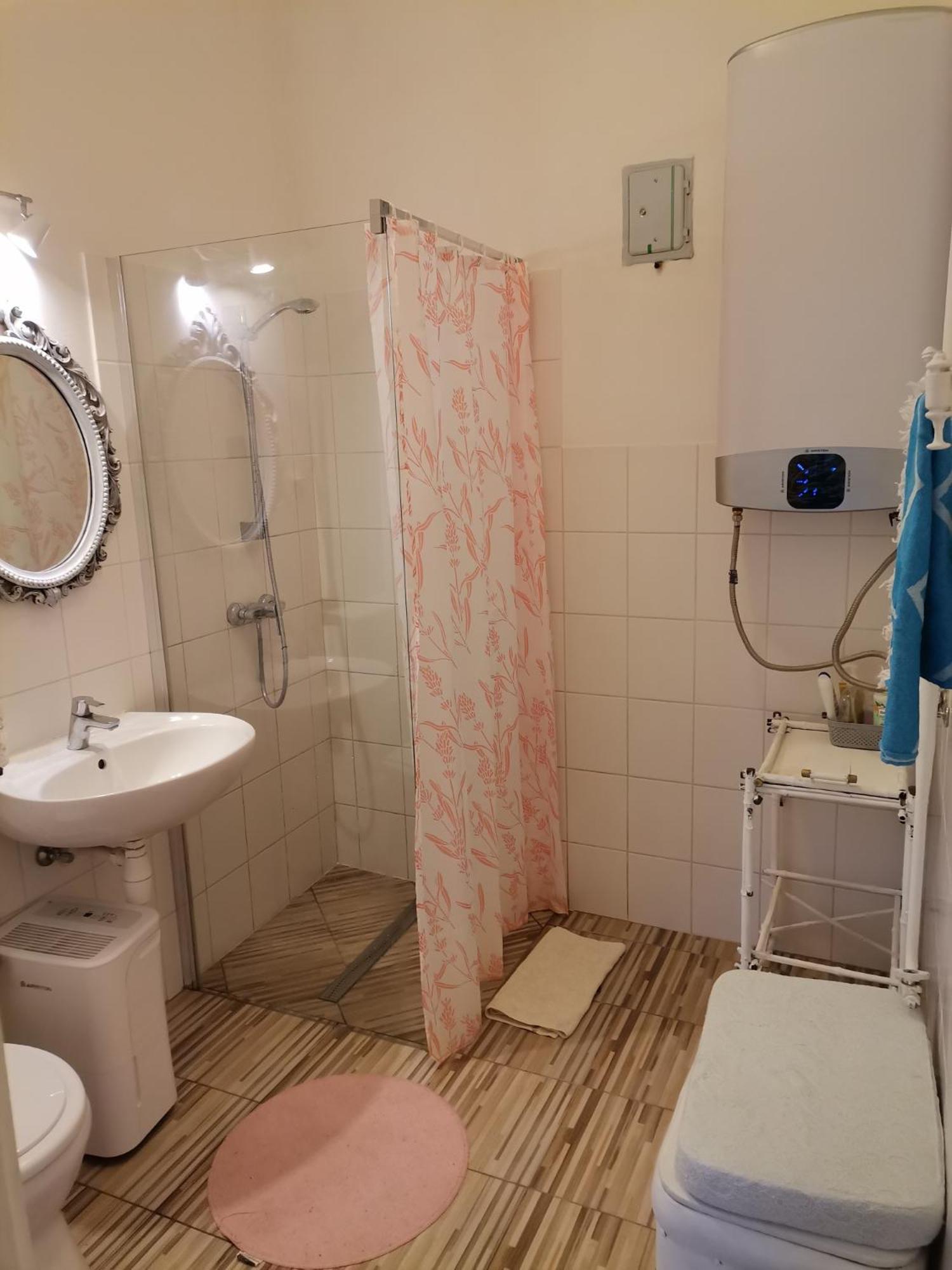Malomszeg Apartman Pecs Luaran gambar